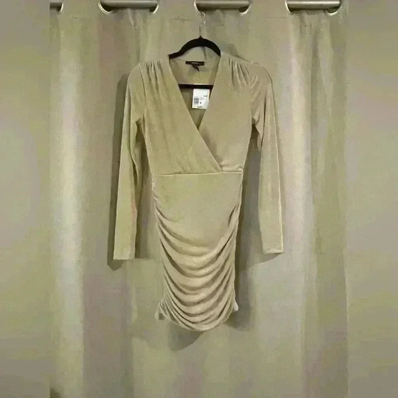 Women’s Tan Forever 21 V-Neck Dress - Picture 1 of 6